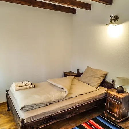анастасия Villa Shiroka Luka (Smolyan)